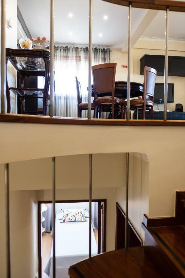 Window To The Sea Apartment Oeiras Exterior photo