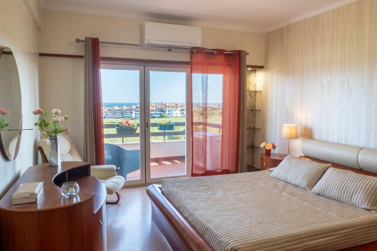 Window To The Sea Apartment Oeiras Exterior photo