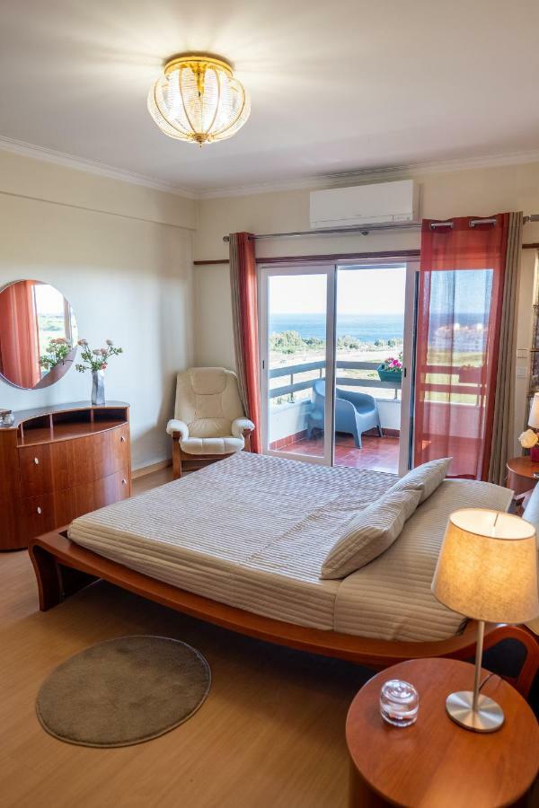 Window To The Sea Apartment Oeiras Exterior photo