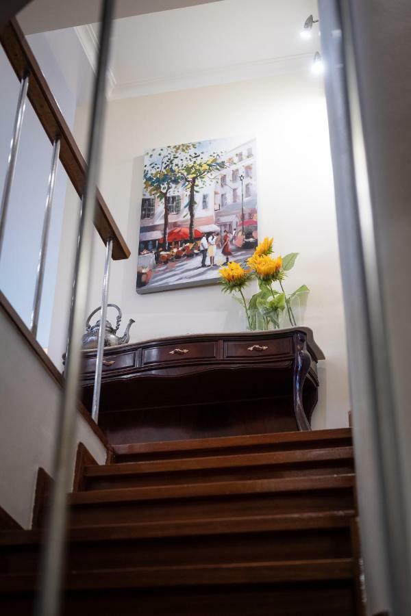 Window To The Sea Apartment Oeiras Exterior photo